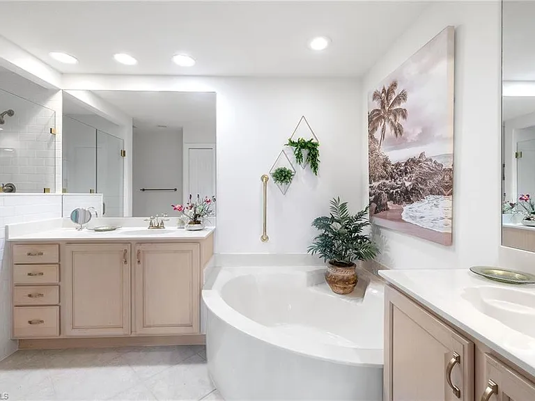 8177 Saratoga Dr #1001 — Photo 18
