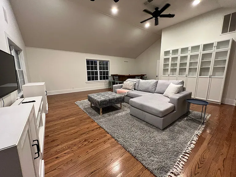 2025 Carters Creek Pike — Photo 16