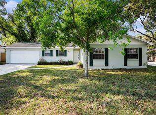 1027 Pinegrove Dr, Brandon, FL 33511