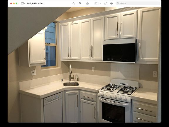4th image of 2600 1st St #C