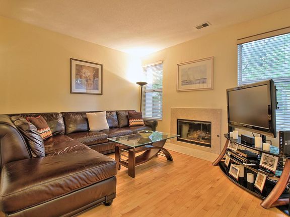 3rd image of 435 Milan Dr Unit 106