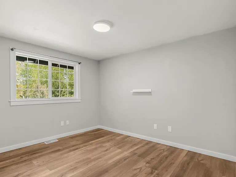 12225 SE 204th St — Photo 18