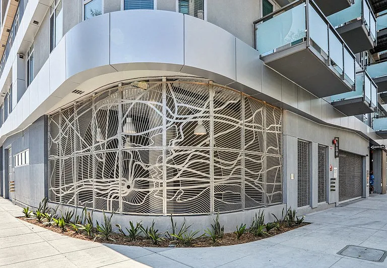 Link Apartments Four12 — Photo 2