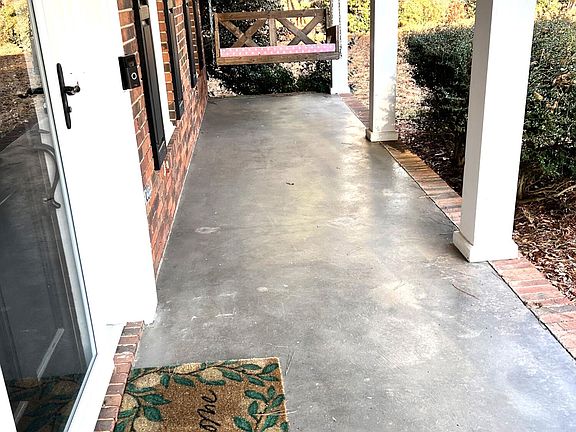 3rd image of 4614 Stoneridge Court