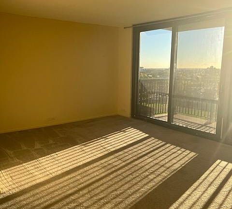5th image of 3001 S Michigan Ave Unit 1106