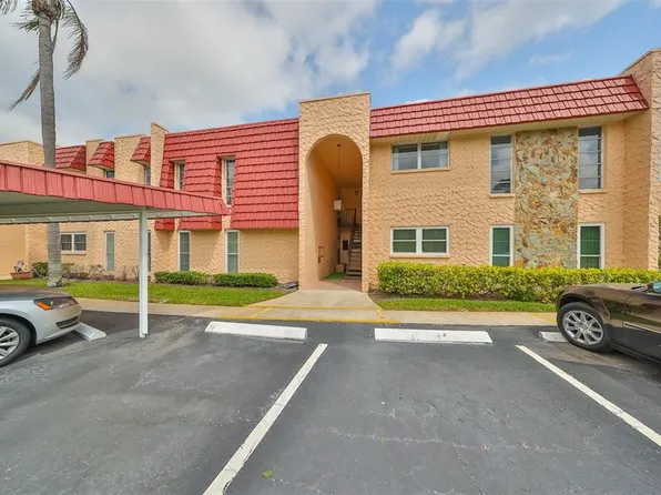224 Buttonwood Cir, Seminole, FL 33777