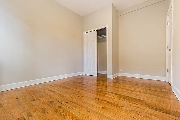 Rented by Dixon Advisory USA Inc. | media 36