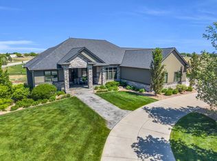 5907 6th Ave, Kearney, NE 68845