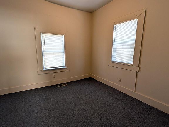 5th image of 1225 4th Pl N