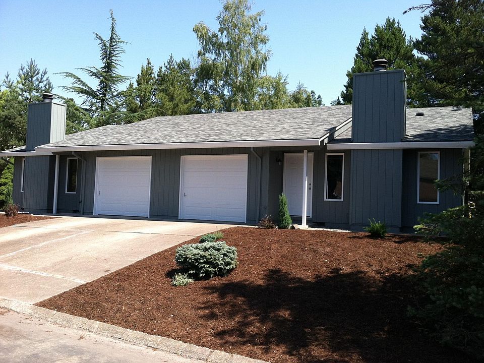 1st image of 2079 NE Darby St