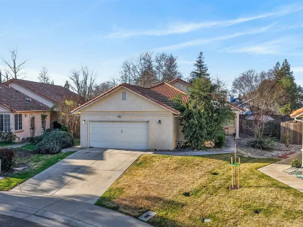 110 Aruba Cir, Sacramento, CA 95823