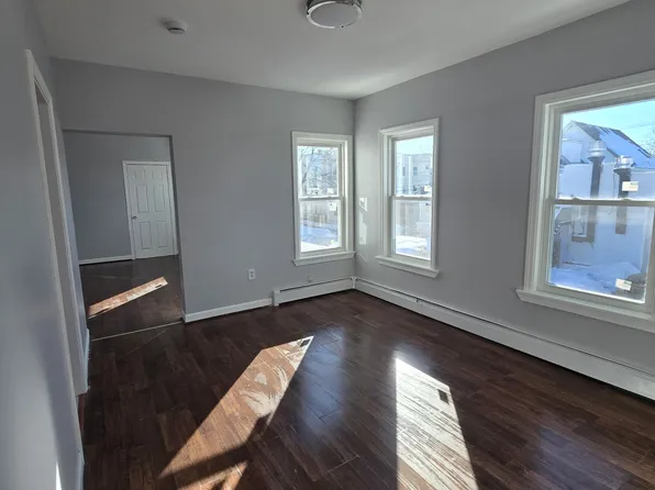 176-178 Bailey St #176-02, Lawrence, MA 01843