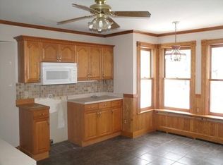 10 Crescent St, Millers Falls, MA 01349