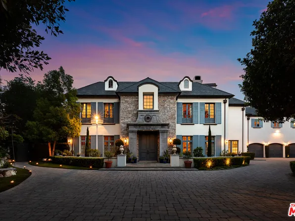 10323 Woodbridge St, Studio City, CA 91602