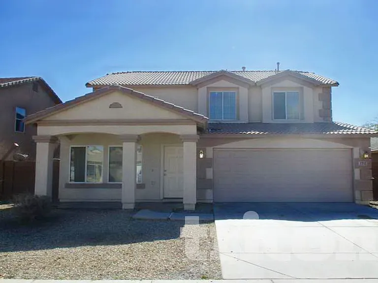 7213 W Pioneer St — Photo 1