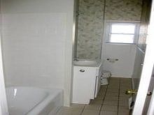 4th image of 439 Admiral St #1