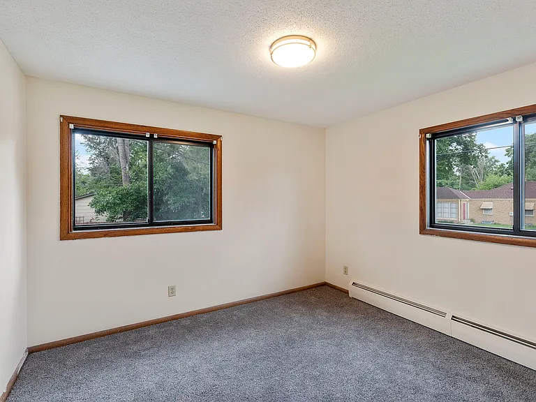 Penn Apartments — Photo 48