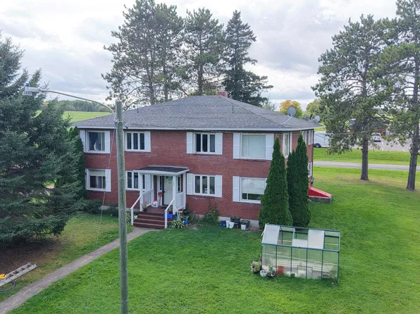 108 High Street, Limestone, ME 04750