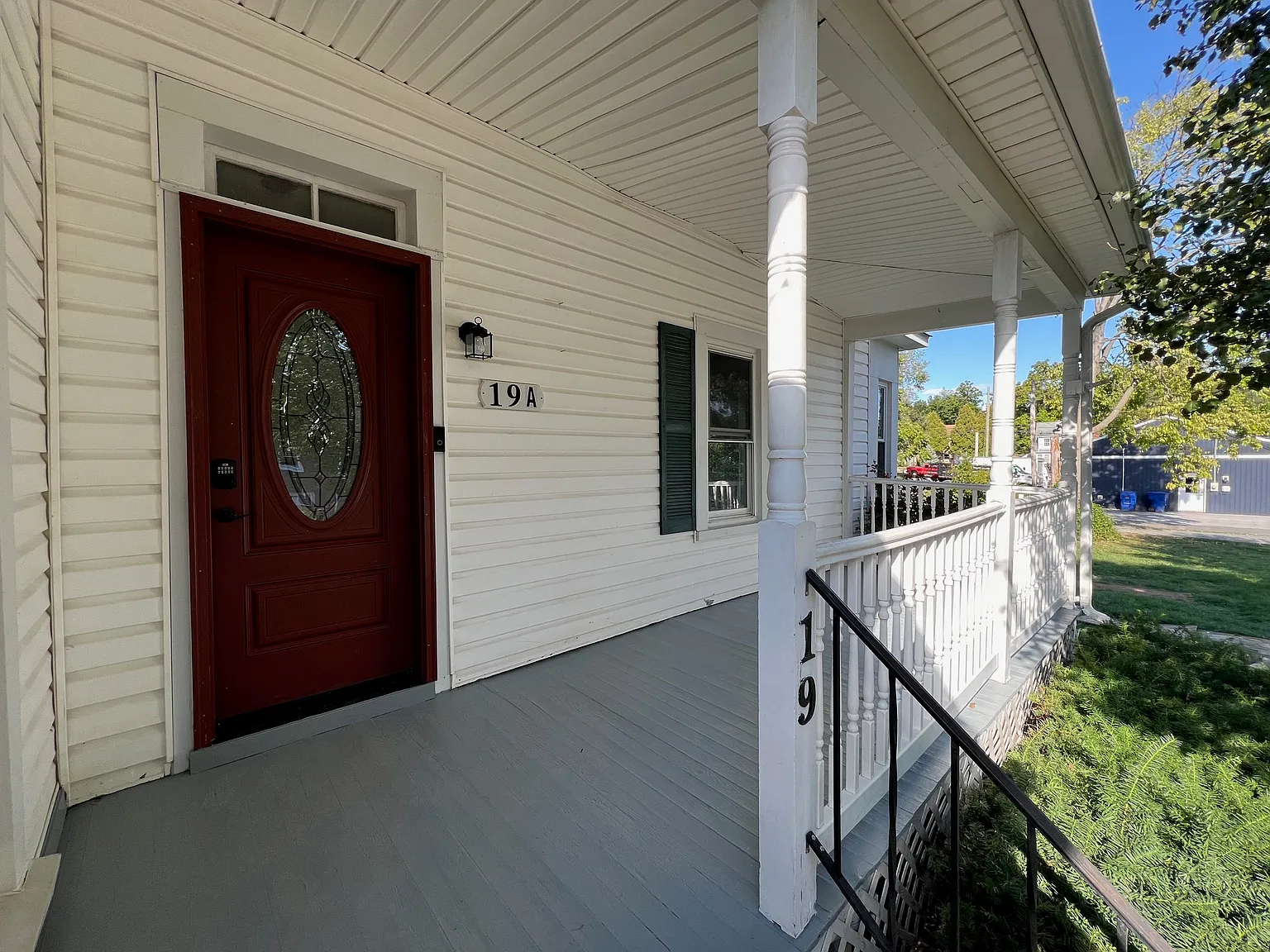 3 bed, 1228 sqft, $2,095 — Photo 3