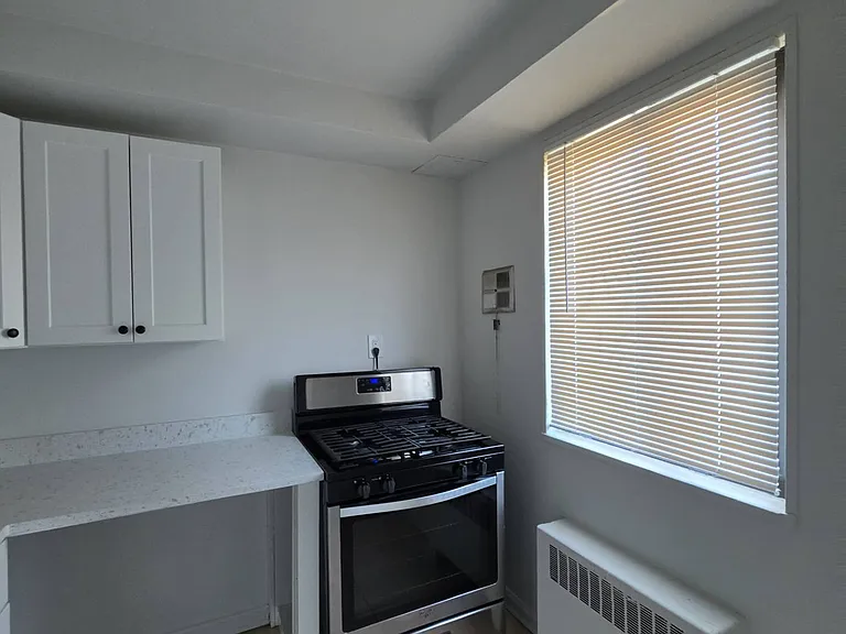 810 Kennedy St NW #101 — Photo 7