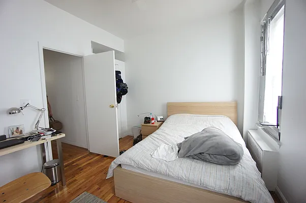 Rented by Compass | media 30