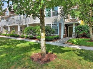 12170 NE 24th St APT 122, Bellevue, WA 98005