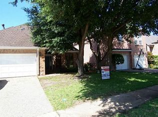 7706 Lakecrest Cir, Irving, TX 75063