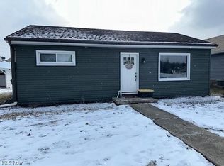 262 Elm St, Duncan Falls, OH 43734