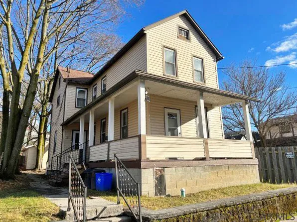 325 Pine St, Johnstown, PA 15902