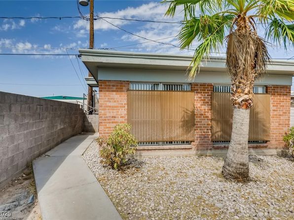 2529 Webster St APT C