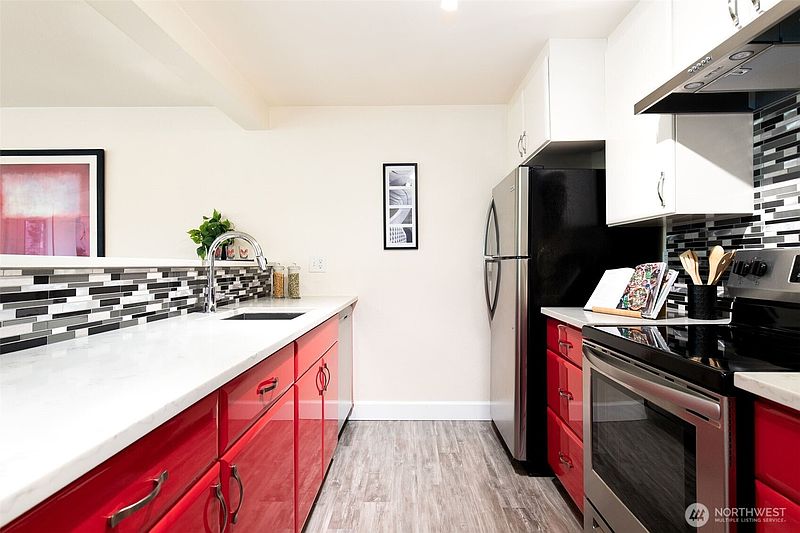 5th image of 300 N 130th Street #7207