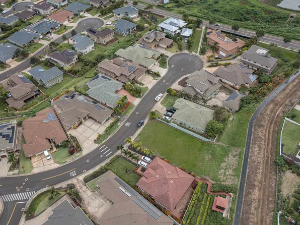 45 Papakapu Pl, Wailuku, HI 96793