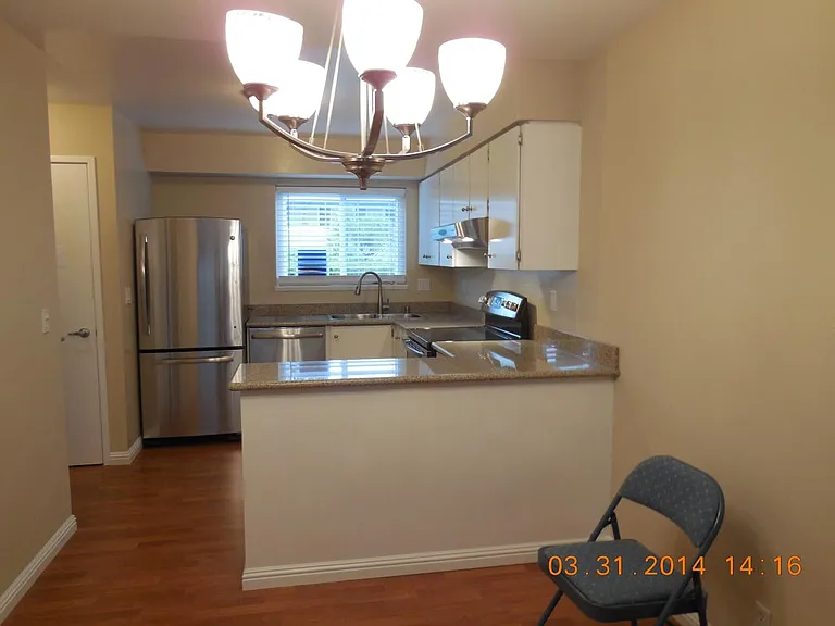 Pixley Ave — Photo 2