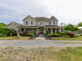 122 Montauk Hwy, Moriches, NY 11955