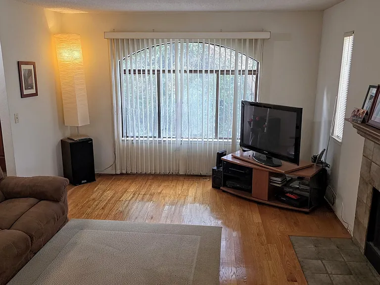 2149 Junction Ave #6 — Photo 2