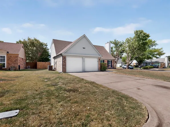 1600 Crimson Ct, Arlington, TX 76018