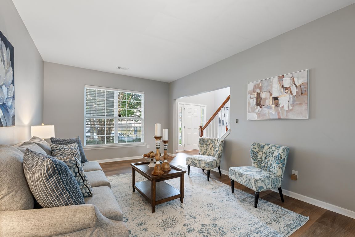 next background image