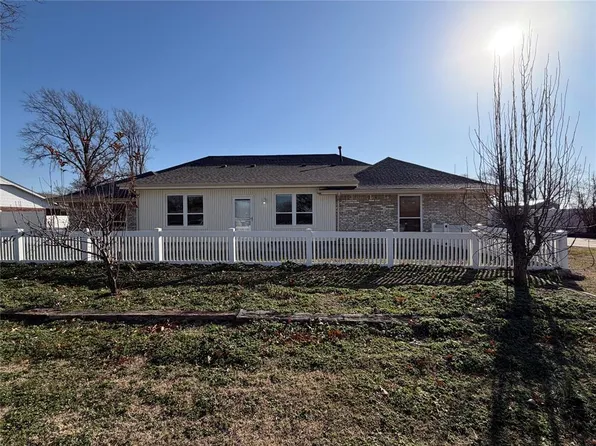 2210 Phelps Dr, Seminole, OK 74868