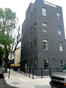 567 Evergreen Ave, Brooklyn, NY, 11221