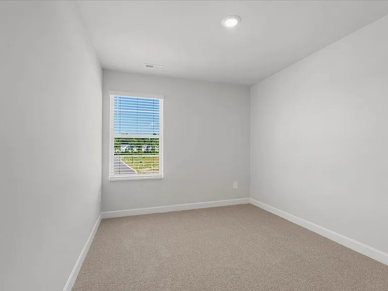 855 Ernest Ln — Photo 9