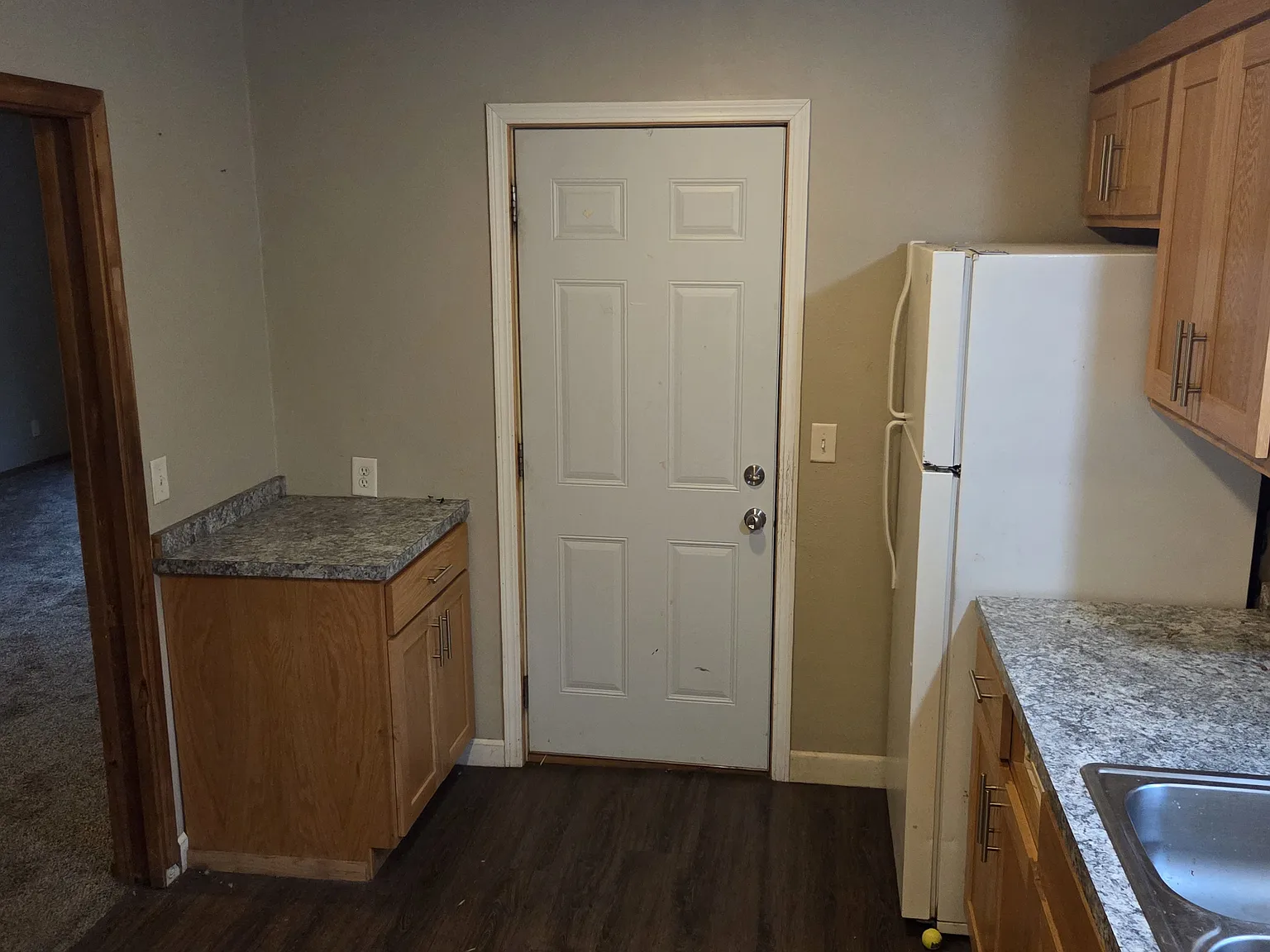 2 bed, $1,200 — Photo 4