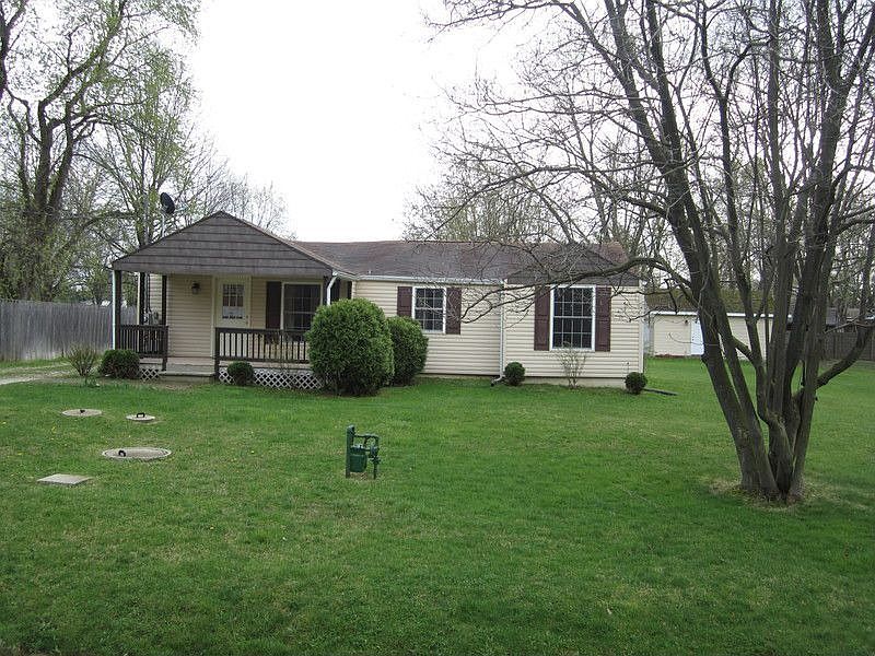 1st image of 2506 Hennetta Ave