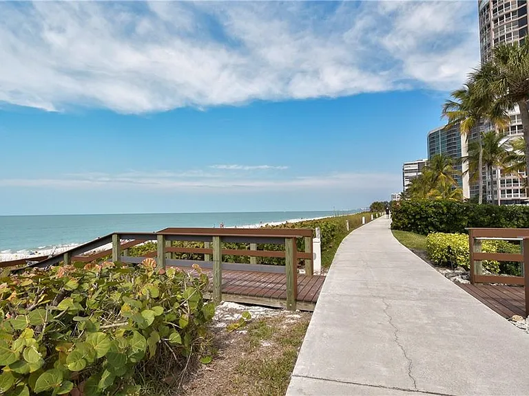 4001 Gulf Shore Blvd N #1104 — Photo 31