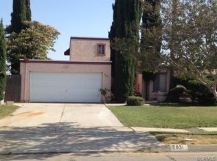 2831 E Mirada Rd, Highland, CA 92346