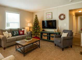 16185 Notre Dame St, Clinton Township, MI 48038