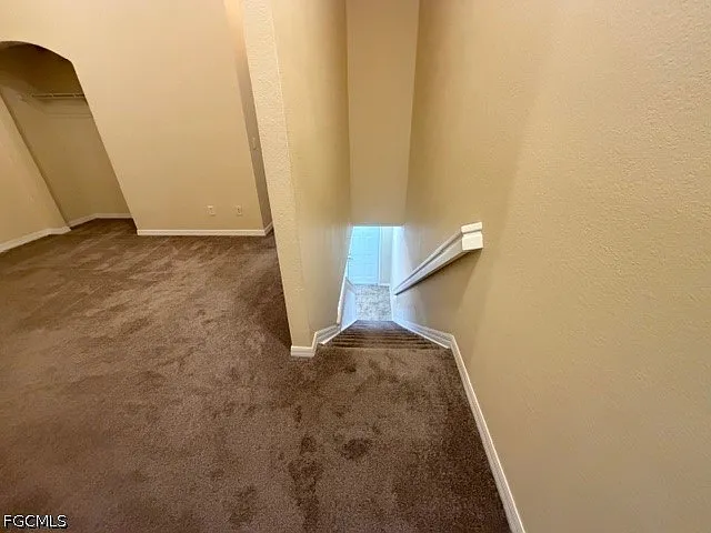 8585 Athena Ct — Photo 32