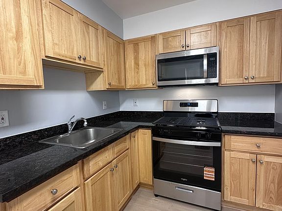 2nd image of 3806 39th Ave #T02