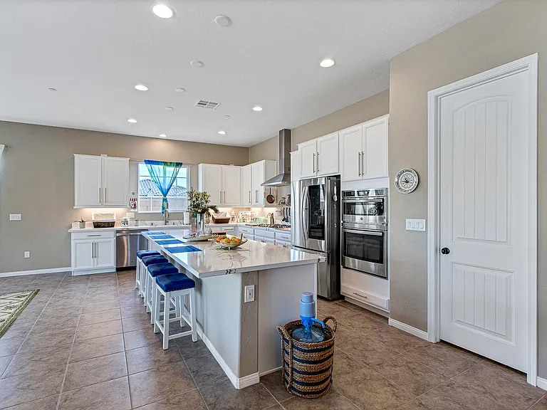 10930 Krista Leigh Ave — Photo 31