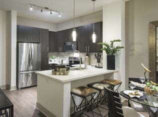 100 Cambridgepark Dr, Cambridge, MA 02140