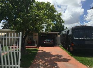 9801 SW 48th St, Miami, FL 33165